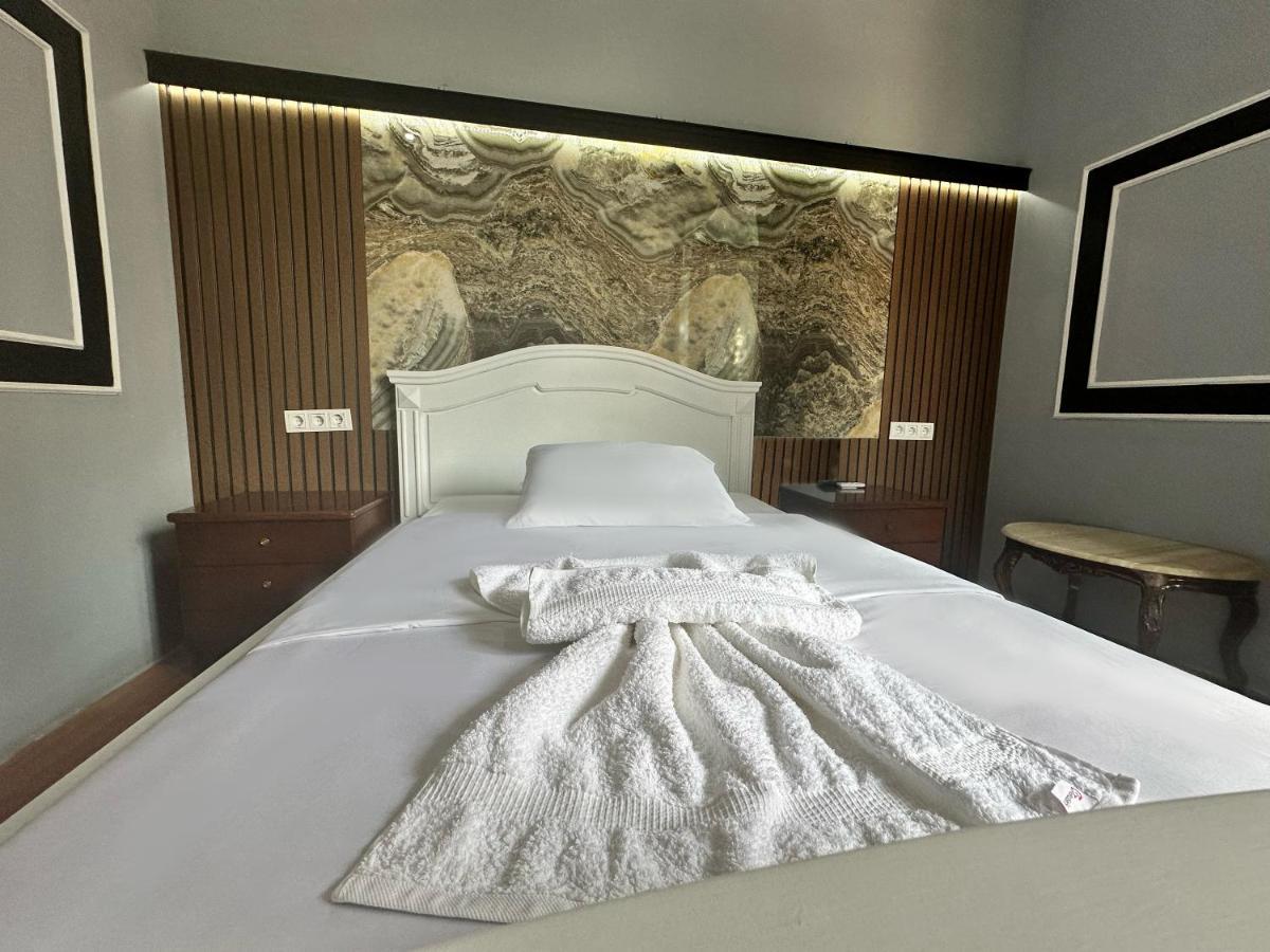 My Metropol Hotel Batumi Zewnętrze zdjęcie