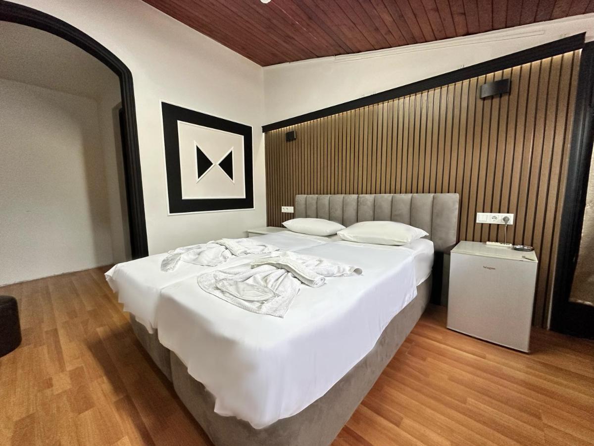 My Metropol Hotel Batumi Zewnętrze zdjęcie